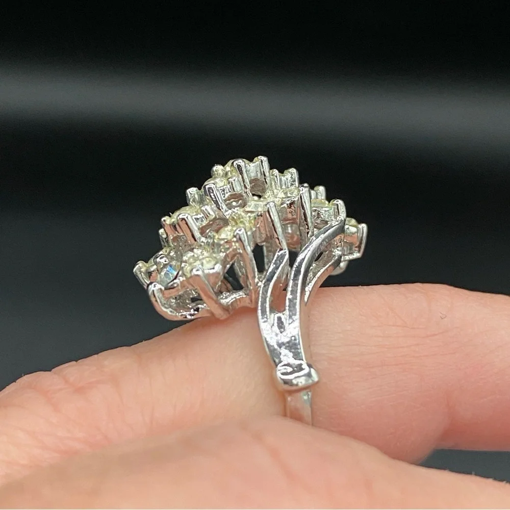 Vintage 18kt Rhodium Plated Tiered Cluster Ring with Clear Rhinestones